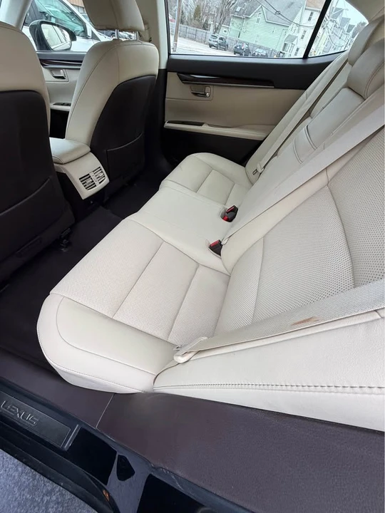 2017 Lexus ES 6th Gen - Image 17 of 17