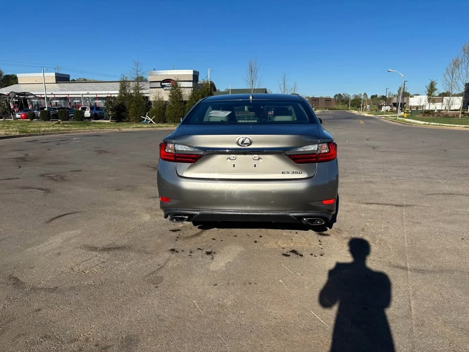 2017 Lexus ES 6th Gen - Image 4 of 20