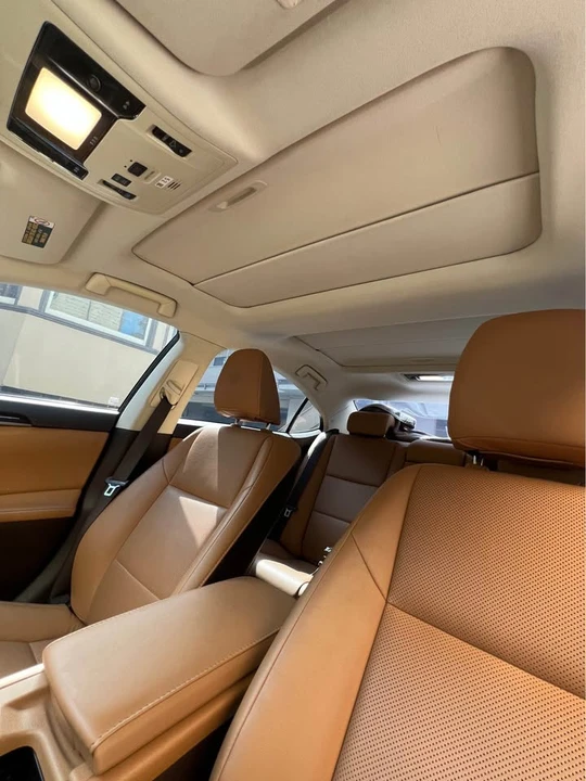 2017 Lexus ES 6th Gen - Image 4 of 5