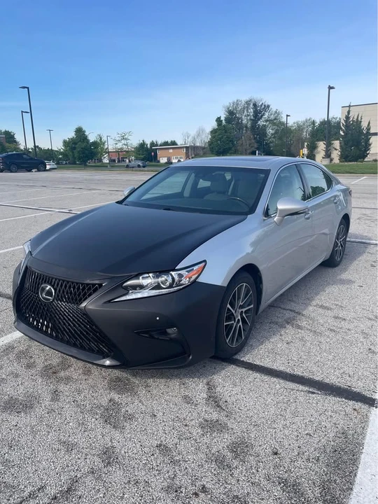 2017 Lexus ES 6th Gen - Image 2 of 4