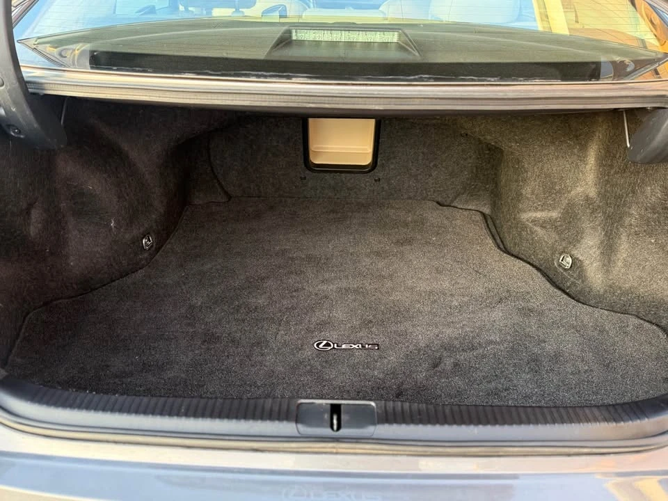 2017 Lexus ES 6th Gen - Image 17 of 17