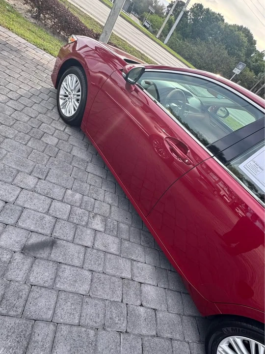 2017 Lexus ES 6th Gen - Image 2 of 9
