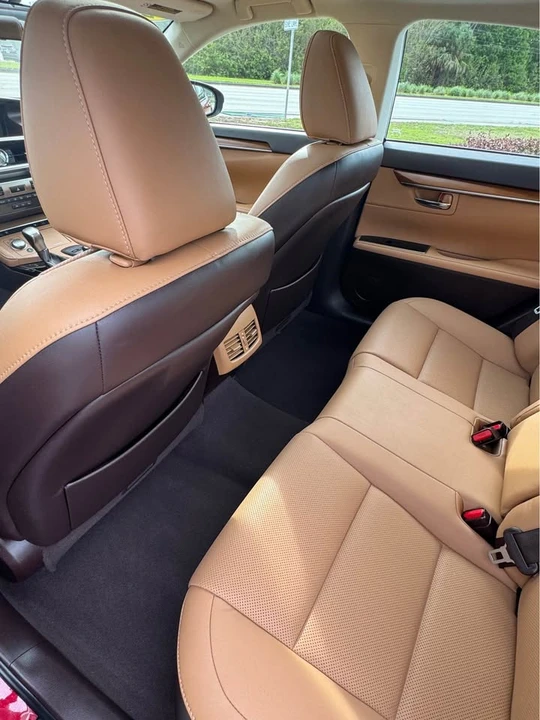 2017 Lexus ES 6th Gen - Image 7 of 9