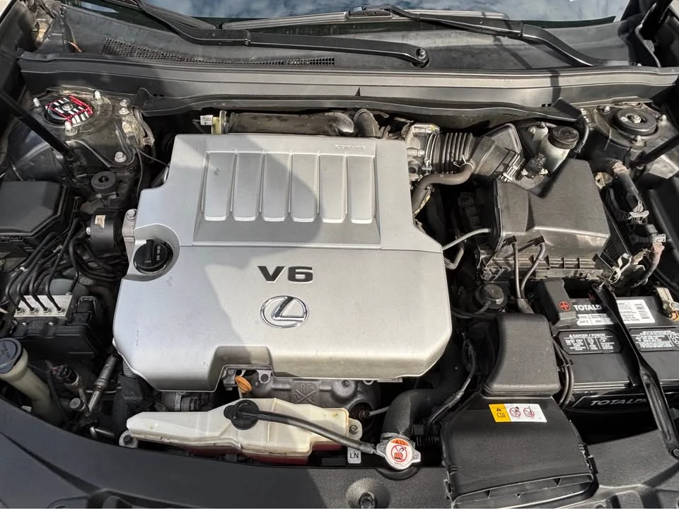 2017 Lexus ES 6th Gen - Image 14 of 15