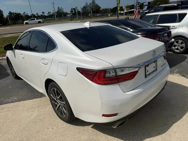 2017 Lexus ES 6th Gen - Image 4 of 19