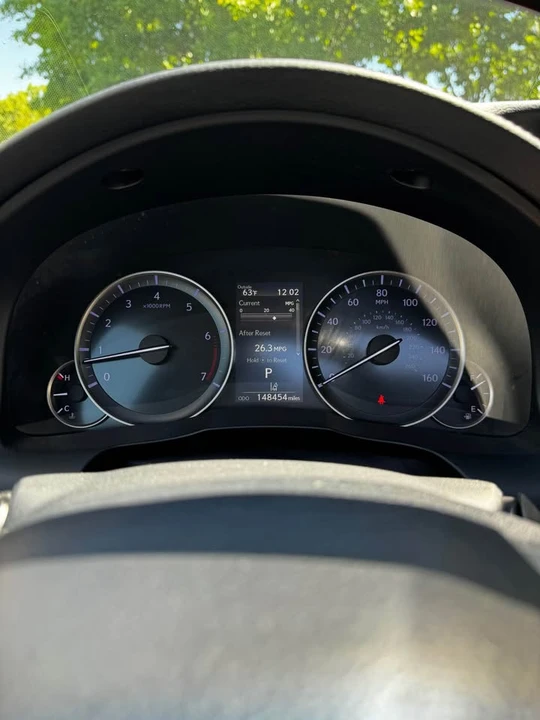 2017 Lexus ES 6th Gen - Image 14 of 18