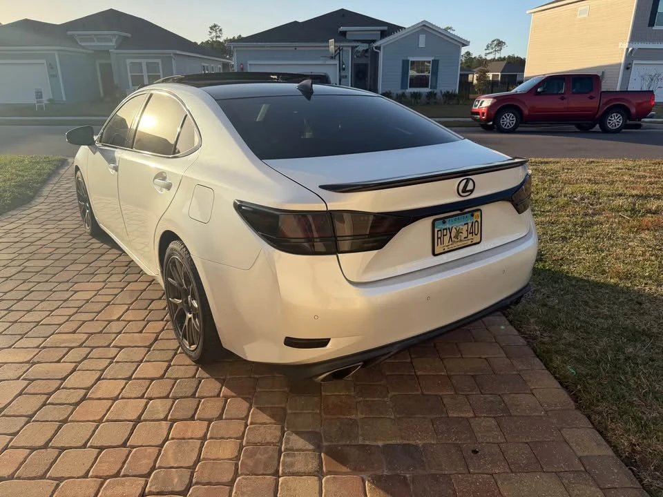 2017 Lexus ES 6th Gen - Image 7 of 7
