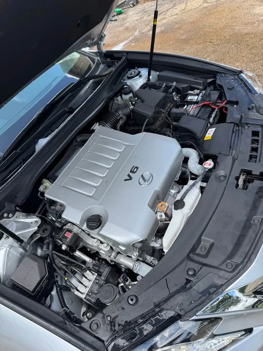 2017 Lexus ES 6th Gen - Image 5 of 13