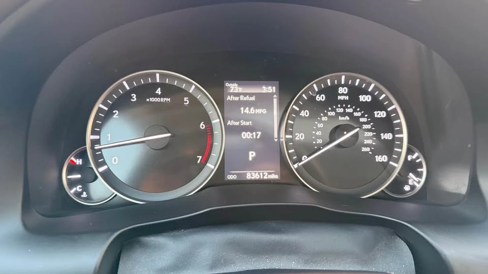 2017 Lexus ES 6th Gen - Image 11 of 15