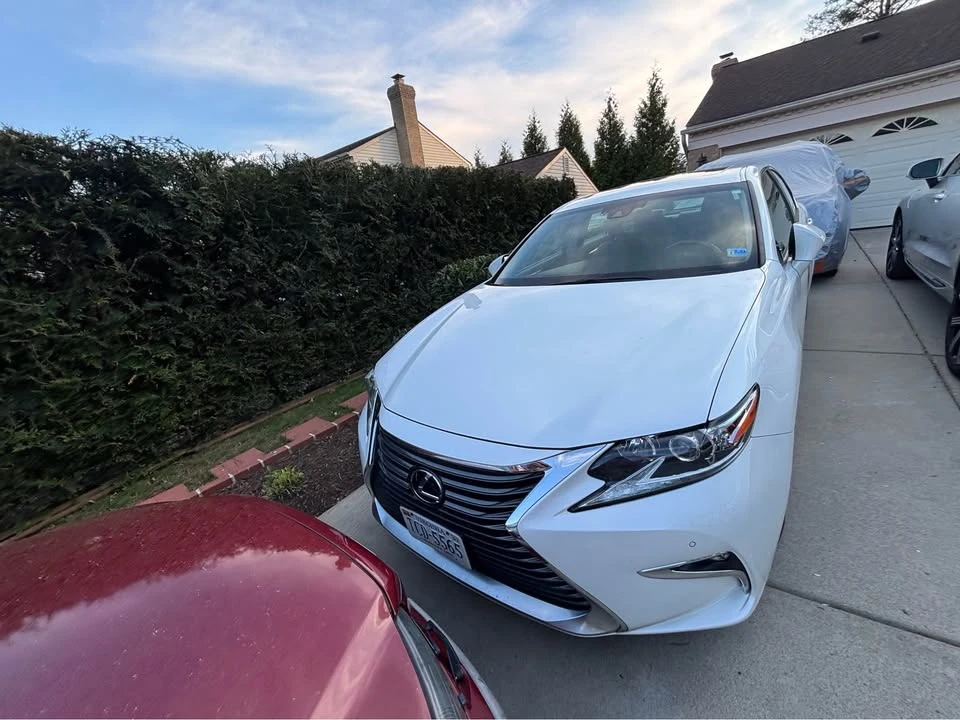 2017 Lexus ES 6th Gen - Image 7 of 8