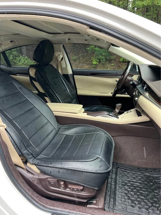 2017 Lexus ES 6th Gen - Image 8 of 12