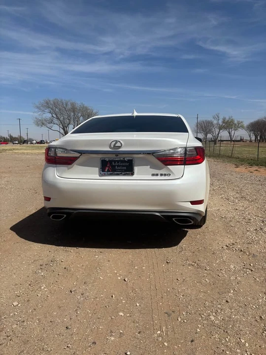 2017 Lexus ES 6th Gen - Image 6 of 13