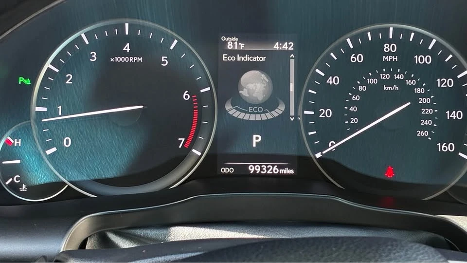 2017 Lexus ES 6th Gen - Image 6 of 8