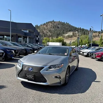 2017 Lexus ES 300h