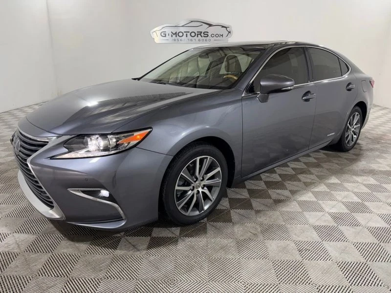 2017 Lexus ES 6th Gen - Image 3 of 12