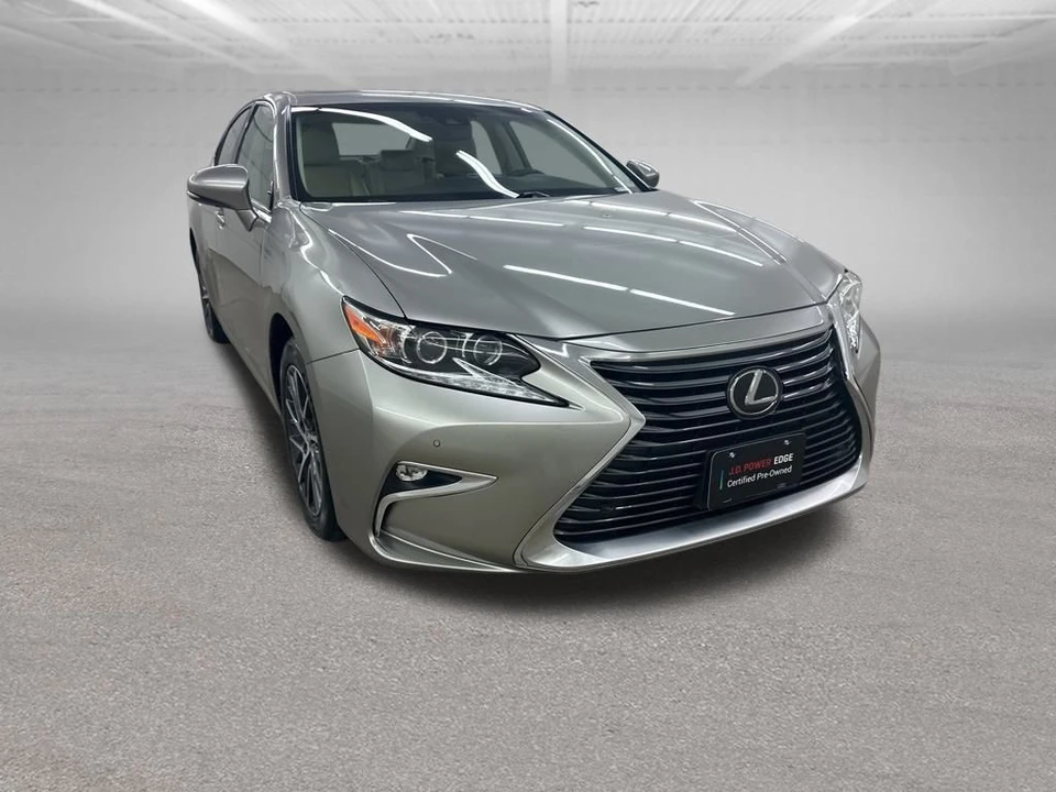 2017 Lexus ES 6th Gen - Image 3 of 21