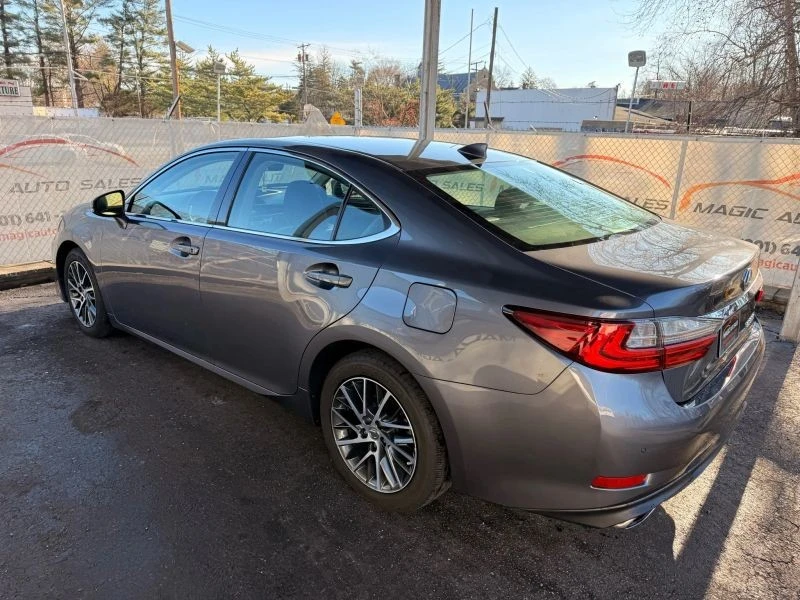 2017 Lexus ES 6th Gen - Image 12 of 12