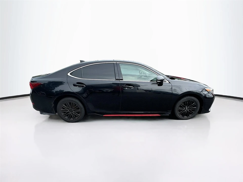 2017 Lexus ES 6th Gen - Image 6 of 8