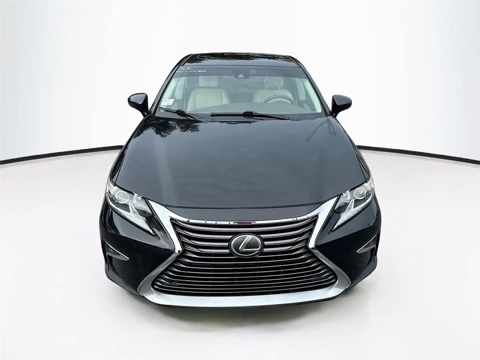 2017 Lexus ES 6th Gen - Image 8 of 8