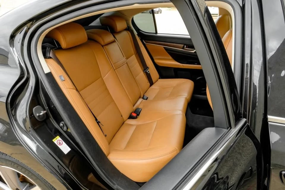 2017 Lexus GS 4th Gen - Image 16 of 20