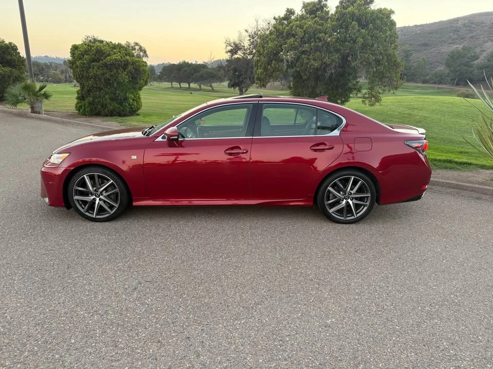 2017 Lexus GS 4th Gen - Image 2 of 10