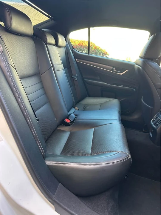 2017 Lexus GS 4th Gen - Image 14 of 17