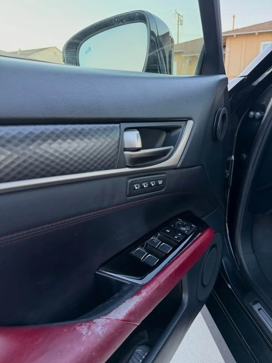 2017 Lexus GS 4th Gen - Image 12 of 14
