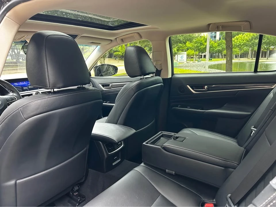2017 Lexus GS 4th Gen - Image 10 of 12
