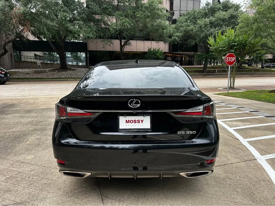 2017 Lexus GS 4th Gen - Image 6 of 12