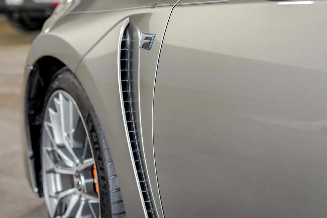 2017 Lexus GS F 4th Gen - Image 12 of 31