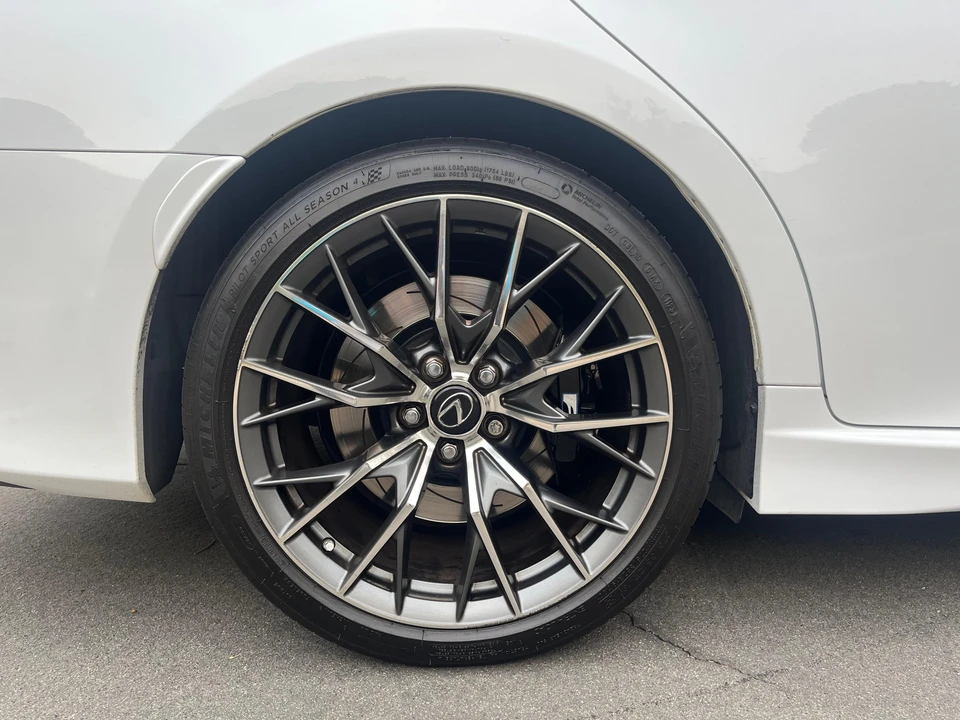 2017 Lexus GS F 4th Gen - Image 22 of 31