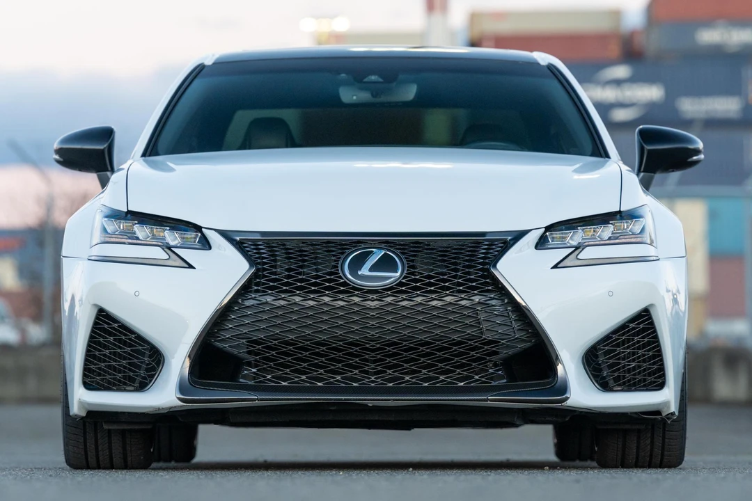 2017 Lexus GS F 4th Gen - Image 2 of 31