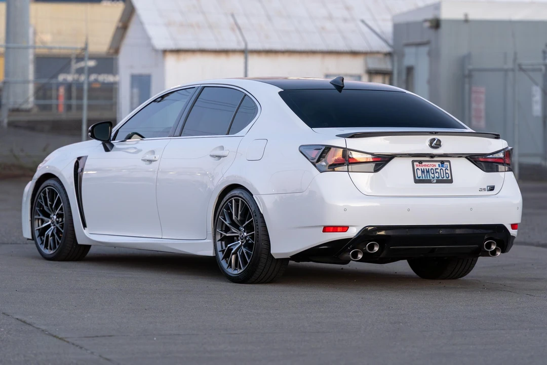 2017 Lexus GS F 4th Gen - Image 23 of 31
