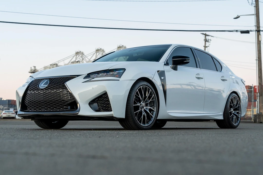 2017 Lexus GS F 4th Gen - Image 16 of 31