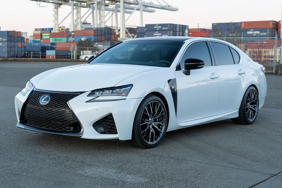 2017 Lexus GS F 4th Gen - Image 15 of 31