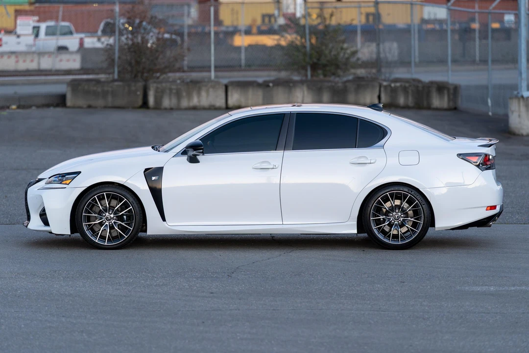 2017 Lexus GS F 4th Gen - Image 17 of 31