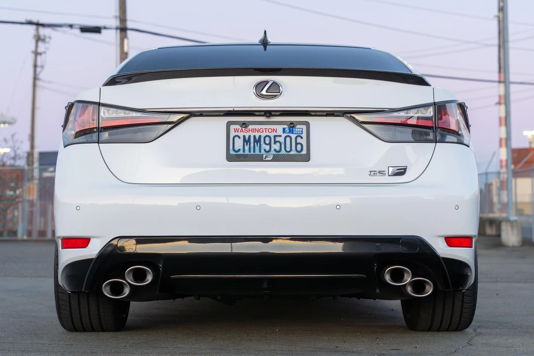 2017 Lexus GS F 4th Gen - Image 29 of 31