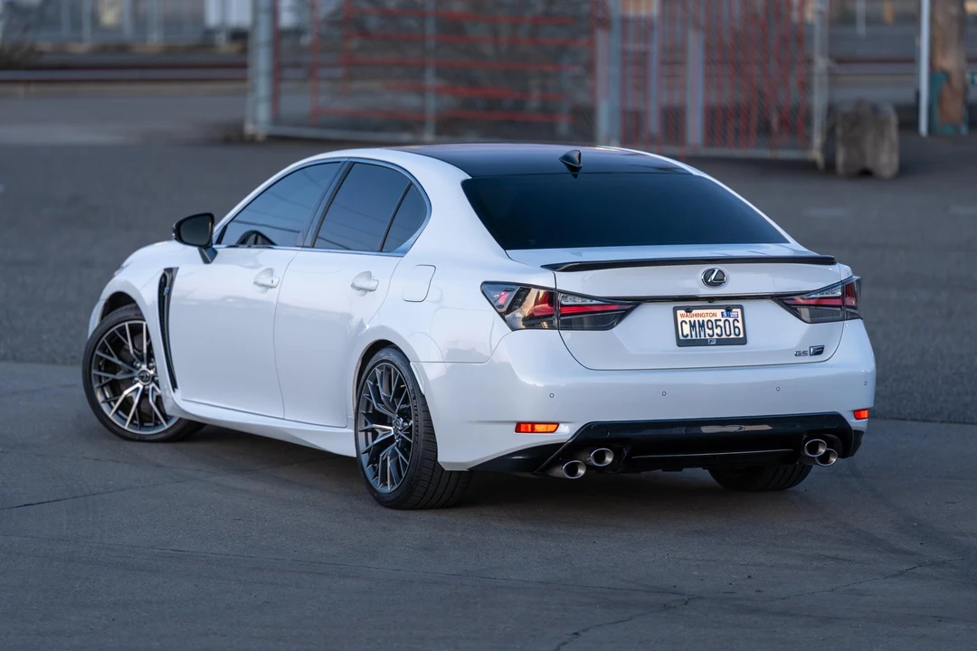 2017 Lexus GS F 4th Gen - Image 24 of 31