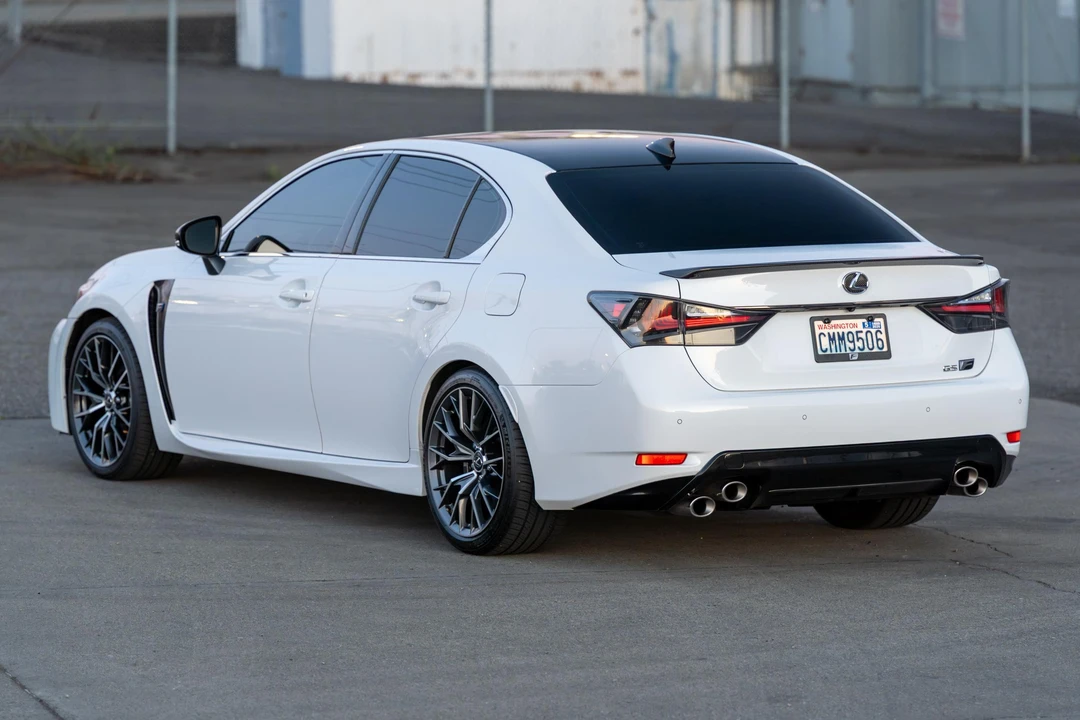 2017 Lexus GS F 4th Gen - Image 22 of 31