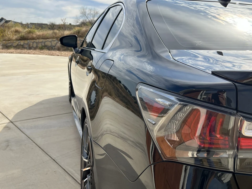 2017 Lexus GS F 4th Gen - Image 20 of 31