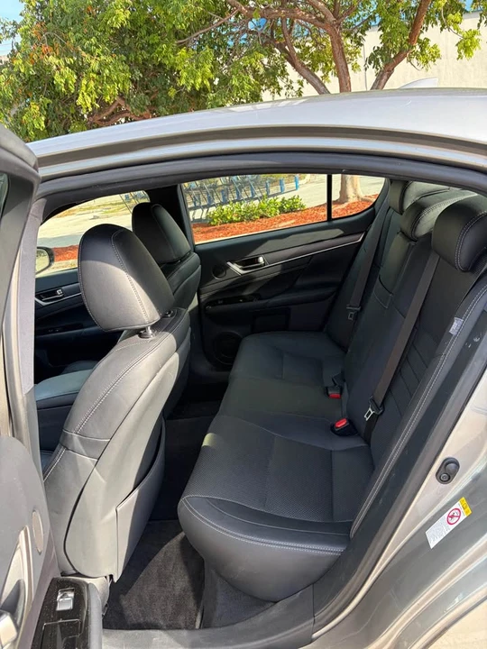 2017 Lexus GS 4th Gen - Image 11 of 18