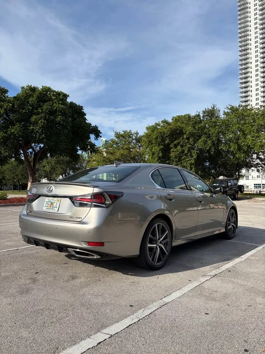 2017 Lexus GS 4th Gen - Image 5 of 18
