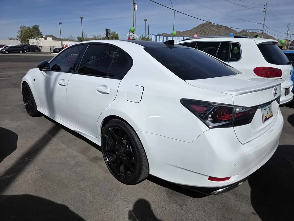 2017 Lexus GS 4th Gen - Image 4 of 4