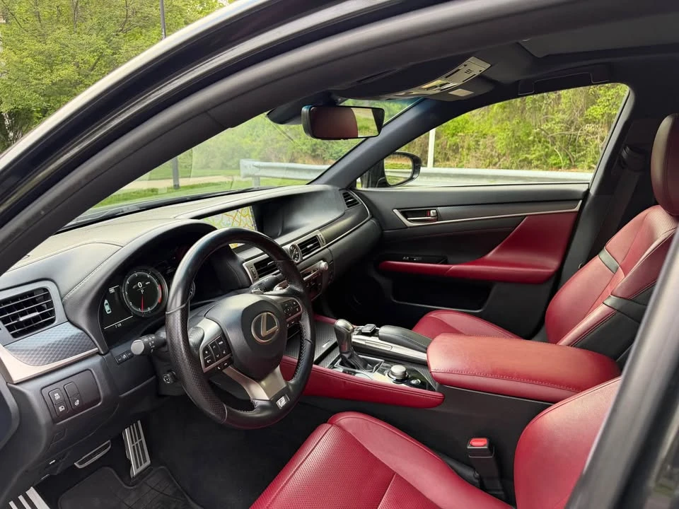 2017 Lexus GS 4th Gen - Image 10 of 20