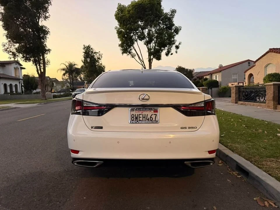 2017 Lexus GS 4th Gen - Image 7 of 11