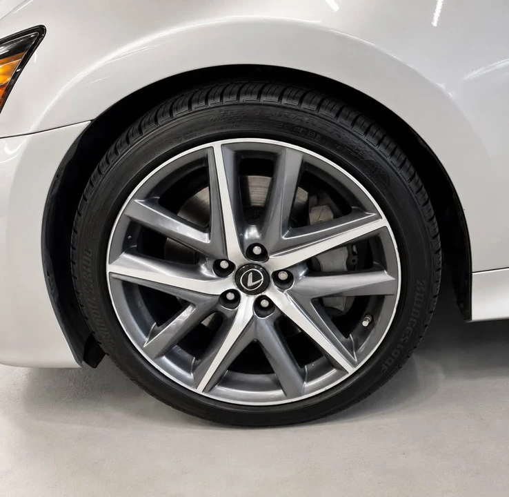 2017 Lexus GS 4th Gen - Image 18 of 20