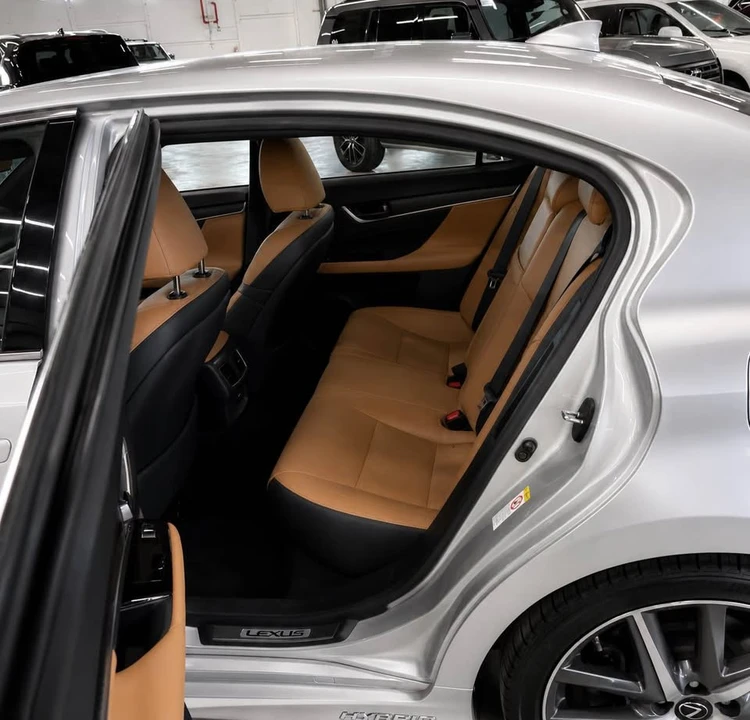 2017 Lexus GS 4th Gen - Image 15 of 20