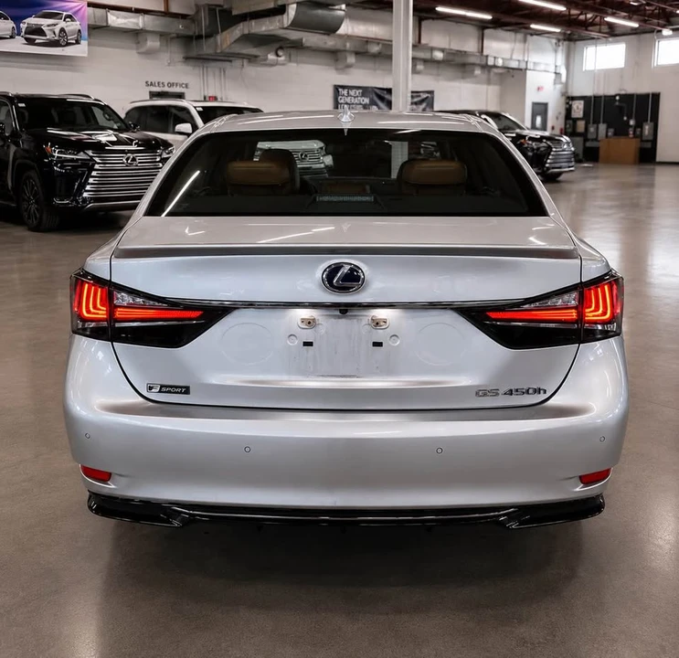 2017 Lexus GS 4th Gen - Image 8 of 20
