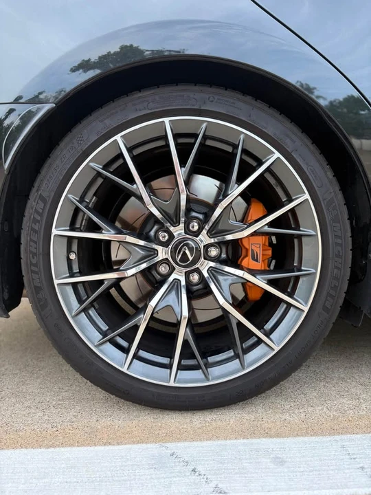 2017 Lexus GS F 4th Gen - Image 12 of 20