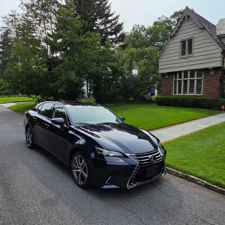 2017 Lexus GS 4th Gen - Image 9 of 31